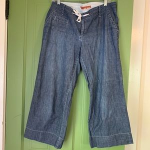 Lightweight wide leg cropped jeans